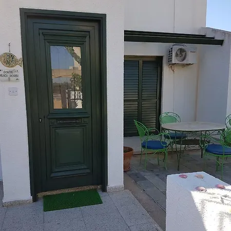 Niki Villa *
